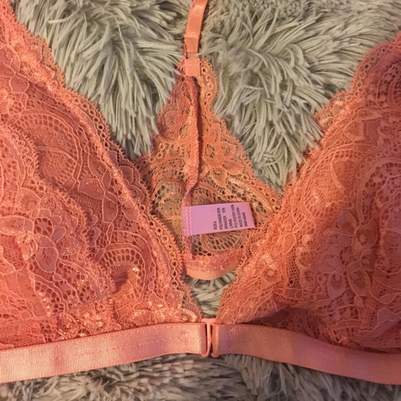 Francesca's coral lace bralette - Picture 2 of 3
